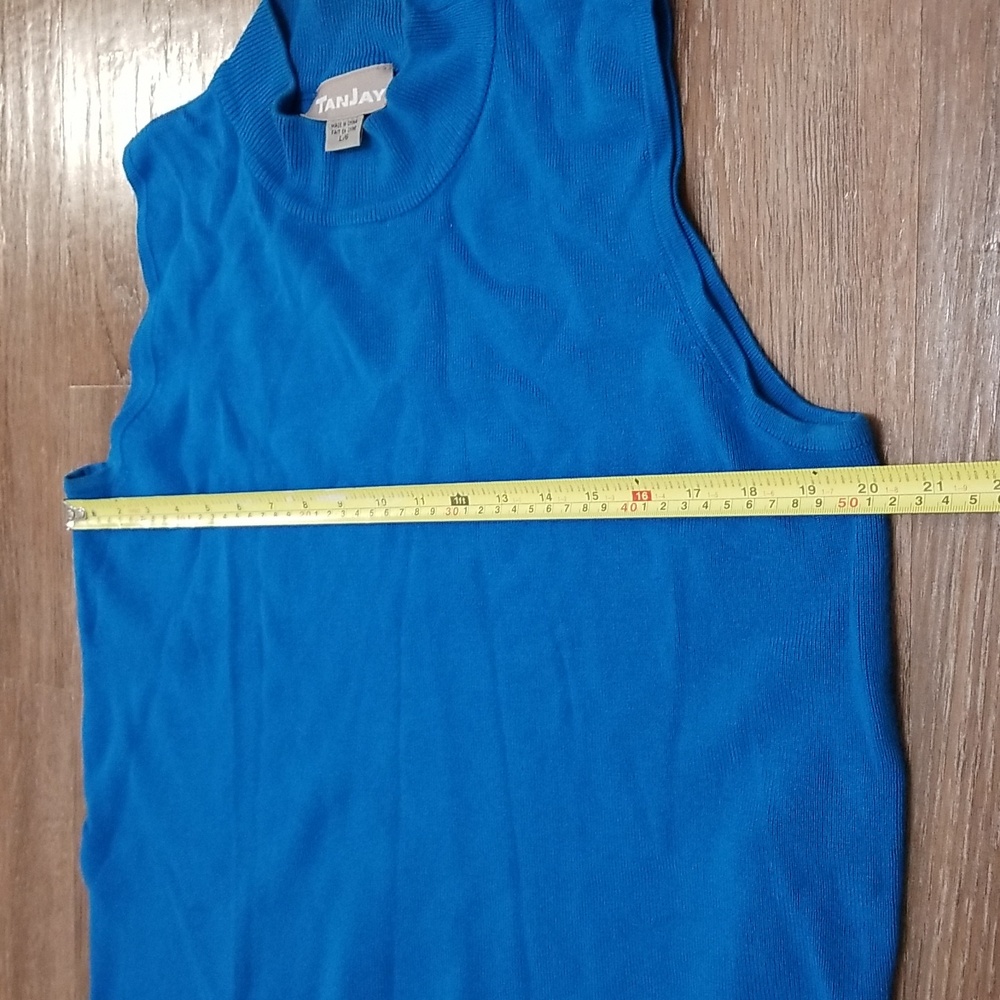 (L) TanJay Solid Color Knit Top Bold Staple Minimalist Modest High Neck Layers - Picture 5 of 7